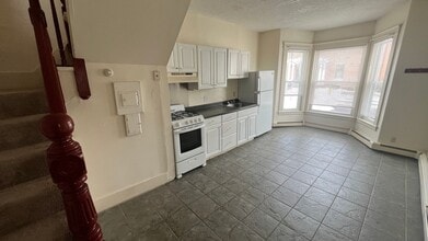 21-25 Pierce St. in Dover, NH - Building Photo - Interior Photo