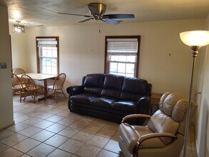 401 Arctic Ave in Virginia Beach, VA - Building Photo - Building Photo