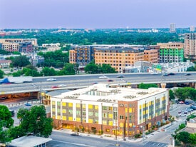 St Mary's & Elmira Flats in San Antonio, TX - Building Photo
