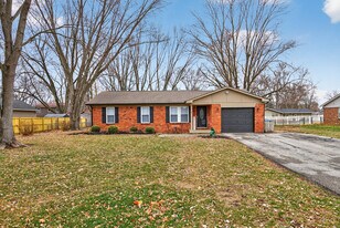 11417 Washington Blvd in Carmel, IN - Building Photo