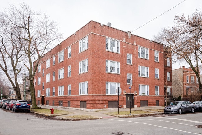 property at 3303 W Belden Ave
