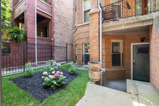 property at 2317 W Rice St