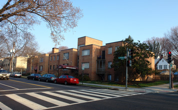 Bryn Mawr in Washington, DC - Building Photo - Building Photo