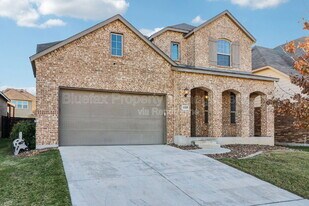 10208 High Noon Dr in San Antonio, TX - Building Photo