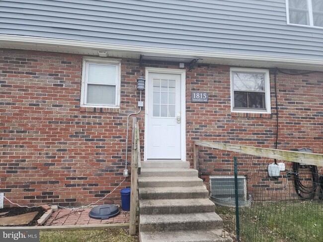 1815 Chain St in Norristown, PA - Building Photo - Building Photo