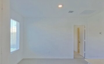 10705 Dusty Rnch Rd in Fort Worth, TX - Building Photo - Building Photo