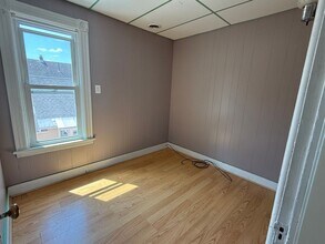 1017 Hegeman St in Schenectady, NY - Building Photo - Building Photo