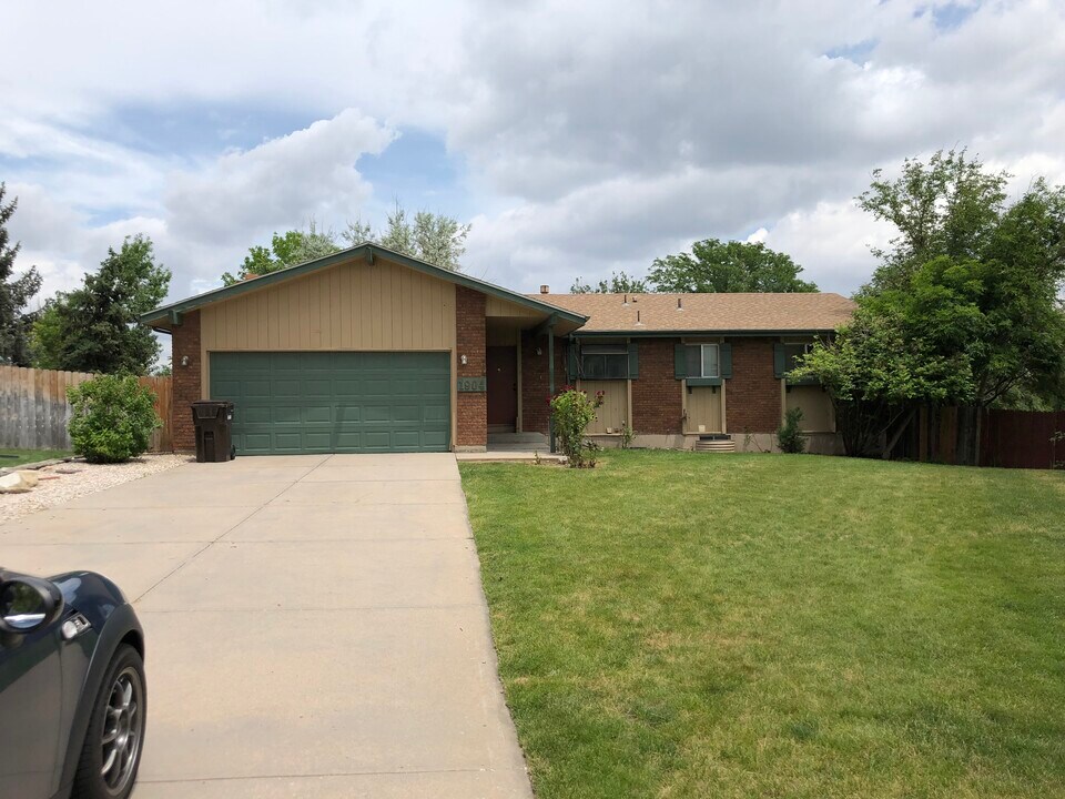 1904 33rd Ave, Unit 1 in Greeley, CO - Building Photo