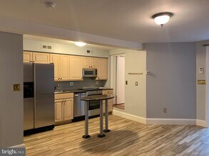 643 E St NE in Washington, DC - Building Photo - Building Photo