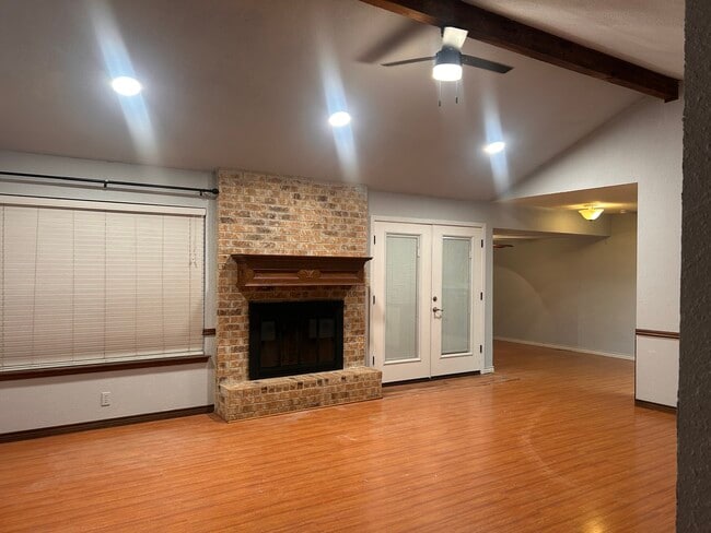 property at 1730 Ryon Ln