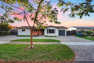 1804 SW 102nd Ct in Miami, FL - Building Photo - Building Photo