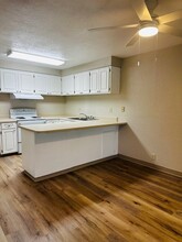 El Sereno Apartments in Chico, CA - Building Photo - Building Photo