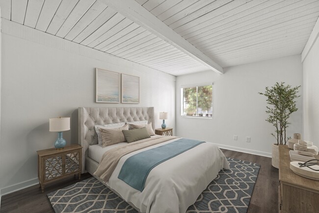 Lexington Townhomes in Montclair, CA - Building Photo - Building Photo