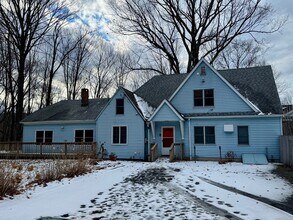 145 Nashville Rd in Bethel, CT - Building Photo - Building Photo