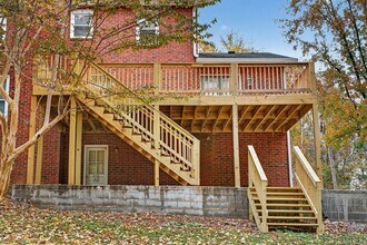 144 Choctaw Dr, Unit 226 in Hendersonville, TN - Building Photo - Building Photo