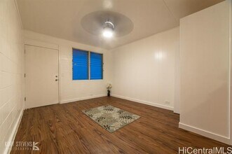 242 Ka?iulani Ave in Honolulu, HI - Building Photo - Building Photo