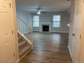 4217 Hunters Green Way NE in Kennesaw, GA - Building Photo - Building Photo