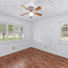 3822 W Calgary Ct in Irving, TX - Building Photo - Building Photo