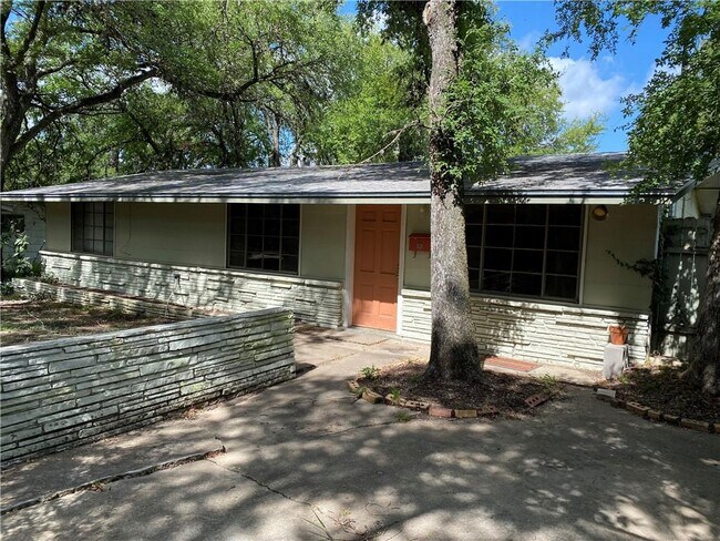 4202 Shoal Creek Blvd in Austin, TX - Building Photo - Building Photo