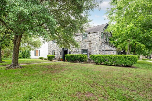 3071 Locke Ln in Houston, TX - Building Photo - Building Photo