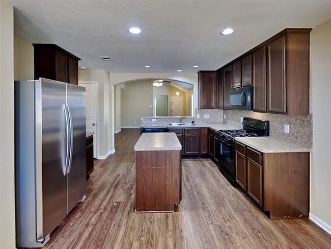 8119 Silent Deep Dr in Rosenberg, TX - Building Photo - Building Photo