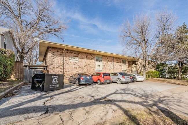 4808 Bryce Ave