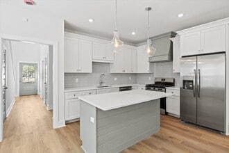 4084 Ivy Green Trl, Unit 1 in Tallahassee, FL - Foto de edificio - Building Photo