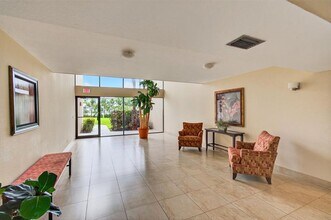 5851 Camino Del Sol in Boca Raton, FL - Building Photo - Building Photo