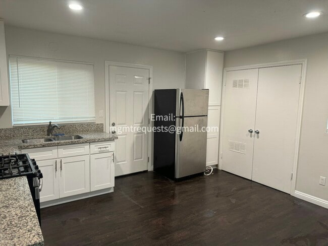 649 Illinois Ave in Beaumont, CA - Building Photo - Building Photo