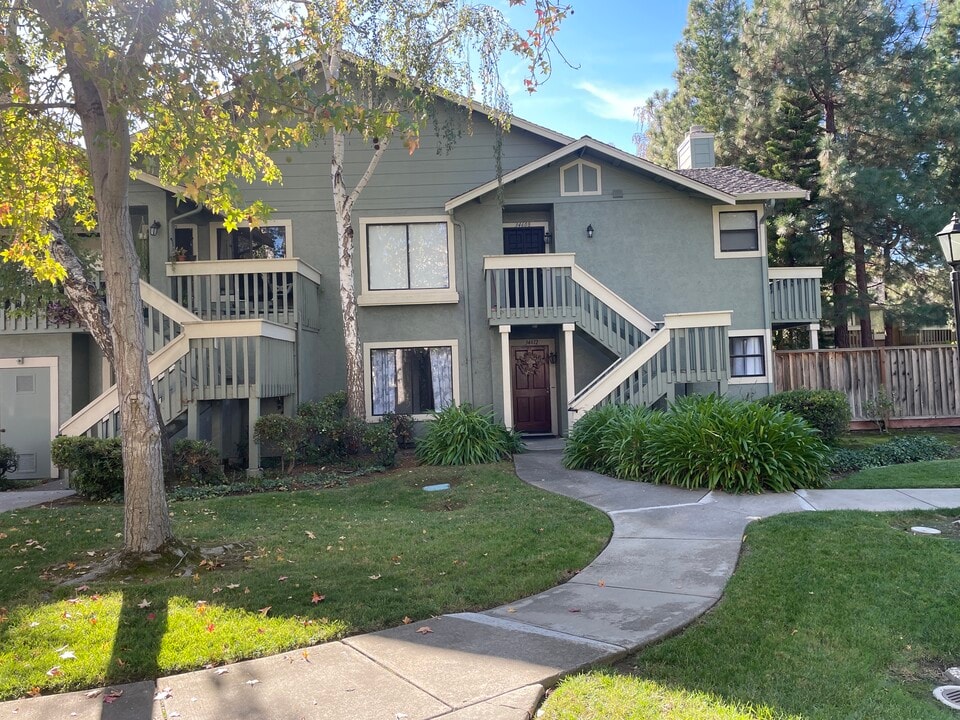 34612 Pueblo Ter, Unit Summerfield Ardenwood Fre in Fremont, CA - Building Photo