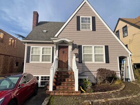 3110 E Olive St in Seattle, WA - Building Photo