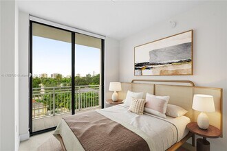 1601 SW 32nd Ave in Miami, FL - Building Photo - Building Photo