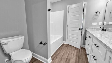 303 Wright St in Hahira, GA - Building Photo - Building Photo