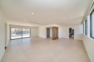 145 S Maple Dr in Beverly Hills, CA - Building Photo - Building Photo