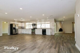 4717 W Echo Ln in Glendale, AZ - Foto de edificio - Building Photo