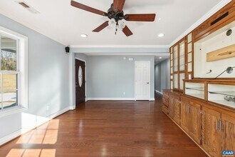 703 Tilman Rd in Charlottesville, VA - Foto de edificio - Building Photo