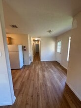 4210 Center St in Lake Charles, LA - Building Photo - Building Photo