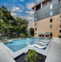 120 Ninth Street in San Antonio, TX - Building Photo