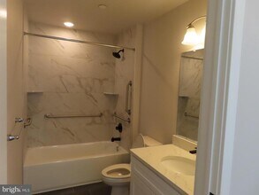 101 W Oxford St in Philadelphia, PA - Building Photo - Building Photo