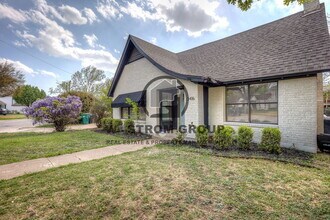 3416 Cockrell Ave in Fort Worth, TX - Building Photo - Building Photo