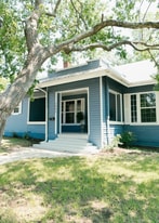 1002 W Mulberry Ave in San Antonio, TX - Building Photo