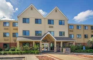 Furnished Studio-Charleston - Airport in North Charleston, SC - Building Photo