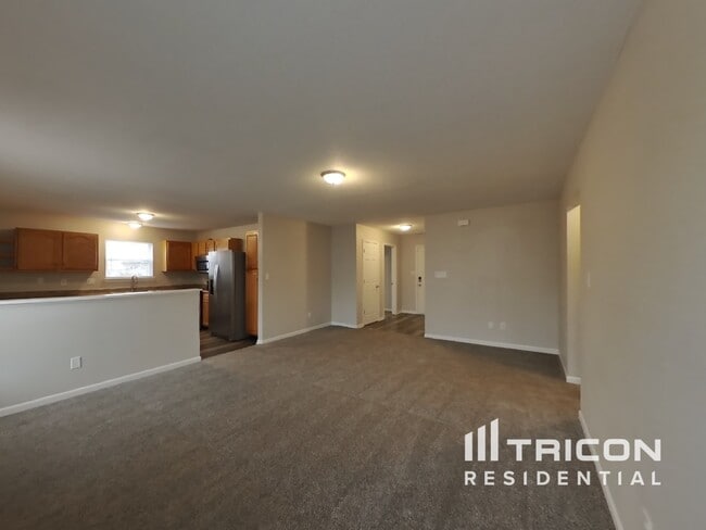 1691 Carlton Dr in Greenfield, IN - Building Photo - Building Photo