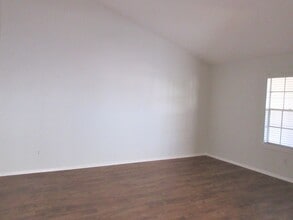 12321 Patron Dr in Austin, TX - Building Photo - Building Photo