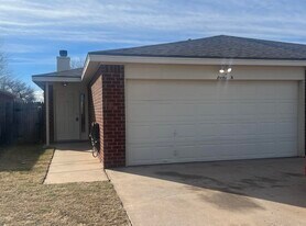 2417 87th St in Lubbock, TX - Building Photo