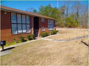 Penelope Court in Atlanta, GA - Building Photo - Building Photo