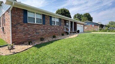 2007 Kyker-Bonner Ave NW in Cleveland, TN - Building Photo - Building Photo