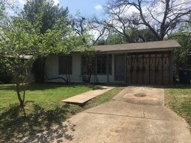2007 Ford St in Austin, TX - Building Photo