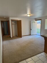 611 California Ave in Shelton, WA - Building Photo - Building Photo