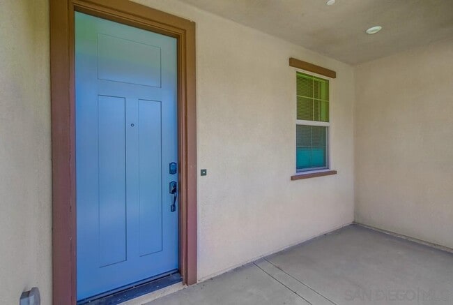 2407 Medley Ln in Escondido, CA - Building Photo - Building Photo